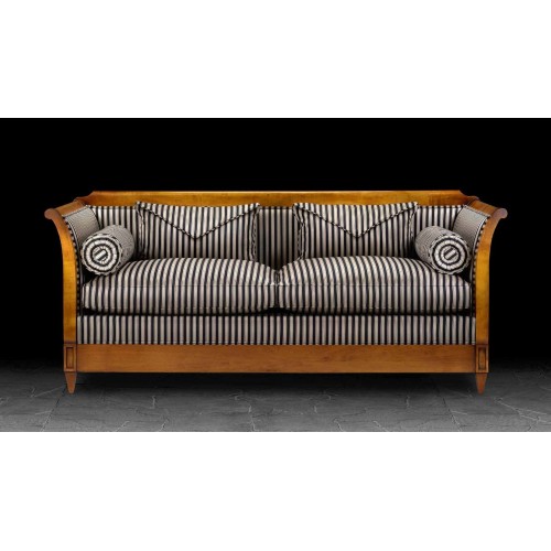 Диван  Artistic Upholstery Verona Sofa 